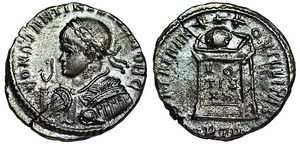 Constantine II BEATA
                      TRANQVILLITAS Trier 387 imperatorial gestus