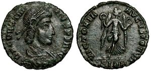 Constantius II VICTORIA AVGVSTORVM Sirmium
                      25