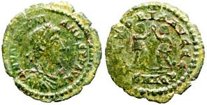 Valentinian II
                      VICTORIA AVGGG Aquileia 47